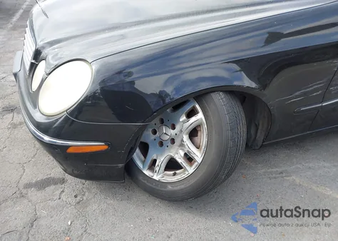 2004 Mercedes-Benz E 320 z USA, uszkodzony, nr VIN WDBUF65J44A514405